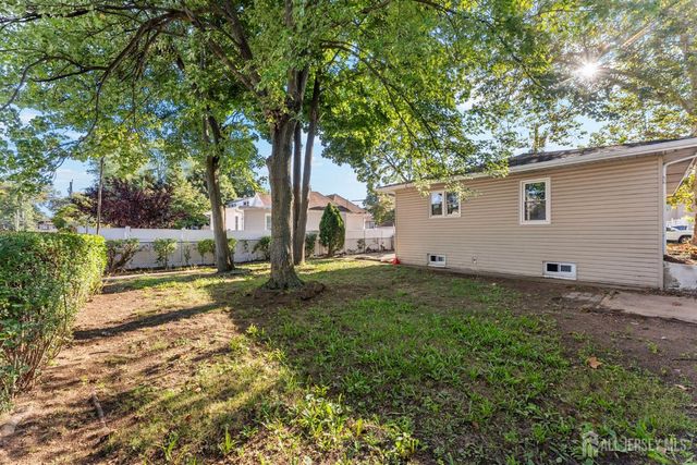 14 Harrison Street, Sayreville, NJ 08872