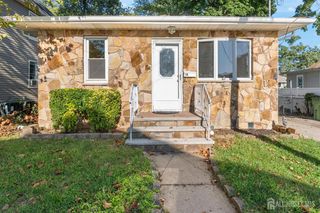 14 Harrison Street, Sayreville, NJ 08872