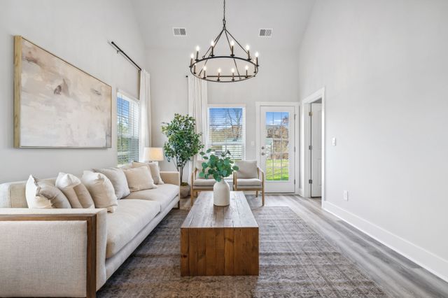 605 Tulip Springs Ct, Hermitage, TN 37076