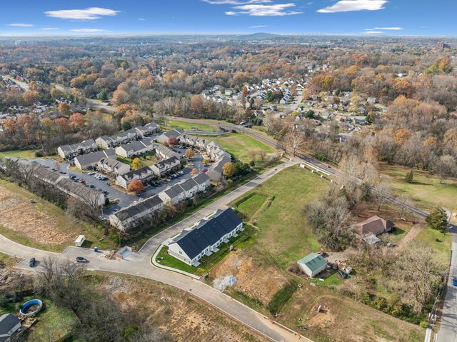 605 Tulip Springs Ct, Hermitage, TN 37076