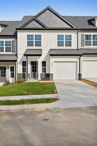 605 Tulip Springs Ct, Hermitage, TN 37076