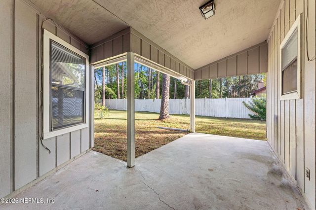 8223 CROSSWIND Court, Jacksonville, FL 32244