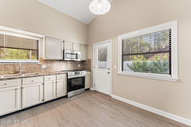 8223 CROSSWIND Court, Jacksonville, FL 32244
