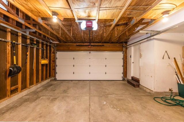 4040 Carlow Court, Dublin, OH 43016