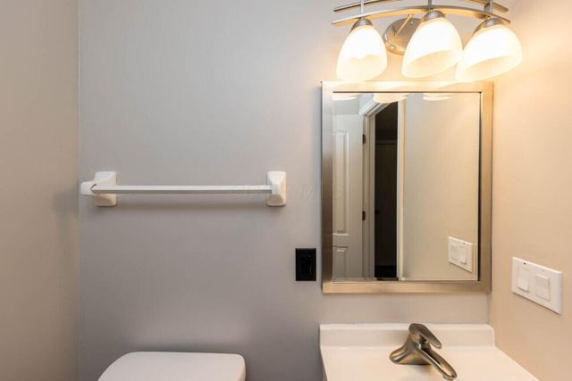 4040 Carlow Court, Dublin, OH 43016