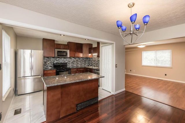 4040 Carlow Court, Dublin, OH 43016