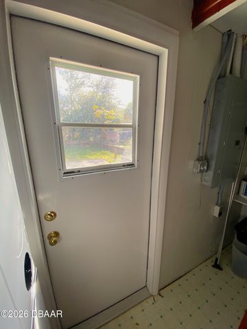 1113 Clearwater Road, Daytona Beach, FL 32114