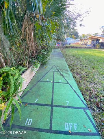 1113 Clearwater Road, Daytona Beach, FL 32114