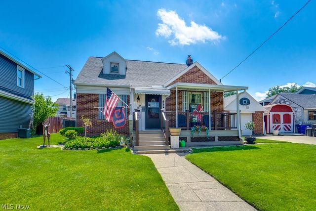 2035 Tampa Avenue, Cleveland, OH 44109