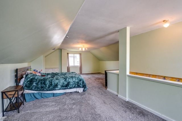 2035 Tampa Avenue, Cleveland, OH 44109