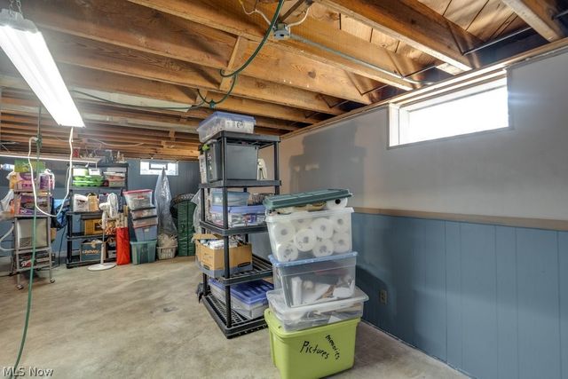 2035 Tampa Avenue, Cleveland, OH 44109
