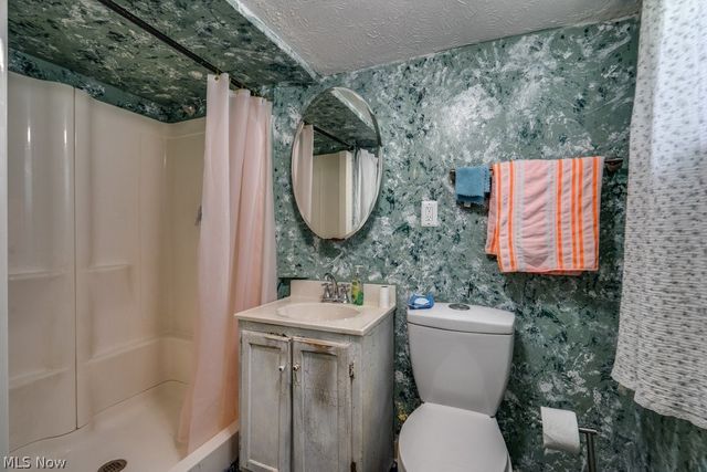 2035 Tampa Avenue, Cleveland, OH 44109