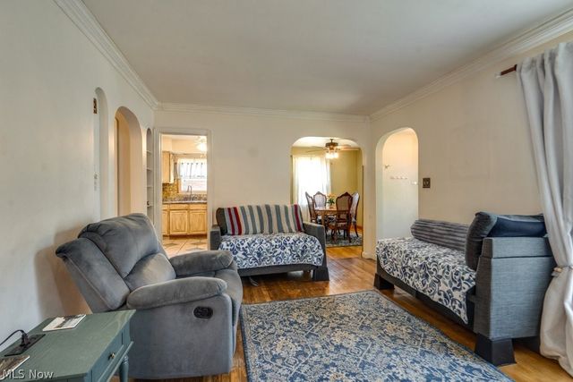 2035 Tampa Avenue, Cleveland, OH 44109