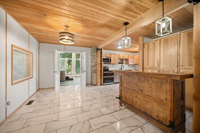 1424 N Idaho Rd, Liberty Lake, WA 99019