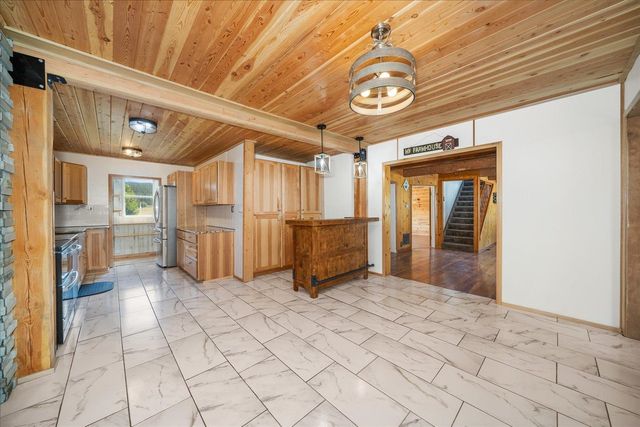 1424 N Idaho Rd, Liberty Lake, WA 99019