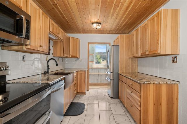 1424 N Idaho Rd, Liberty Lake, WA 99019