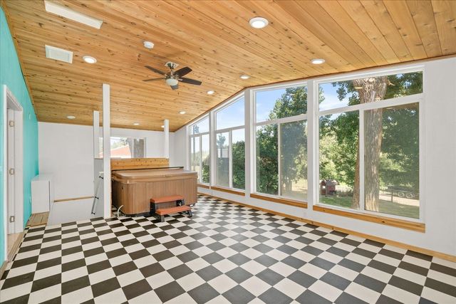 1424 N Idaho Rd, Liberty Lake, WA 99019