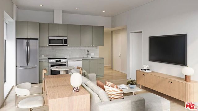 3807 Wilshire Blvd 501, Los Angeles, CA 90010