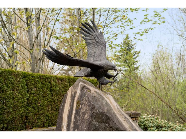 12105 Se HIGH CREEK Rd, Happy Valley, OR 97086