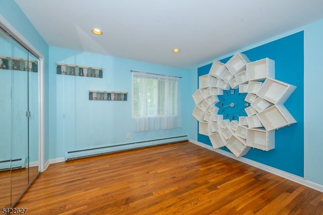 207 Deerlea Ln, Rockaway Twp., NJ 07005