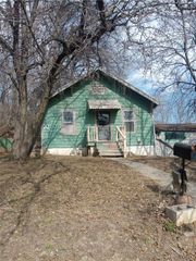 8840 E Wilson Road, Independence, MO 64053