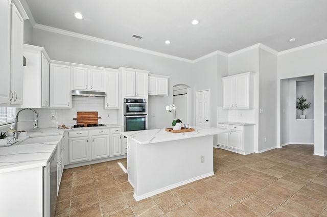 8909 Edinburgh Lane, Rowlett, TX 75089