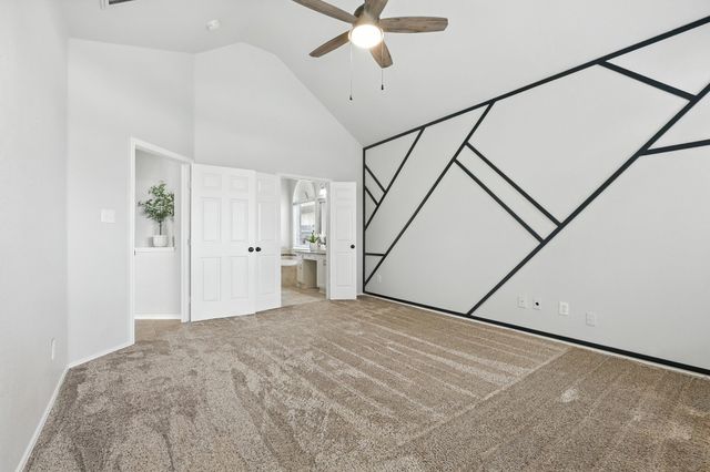 8909 Edinburgh Lane, Rowlett, TX 75089
