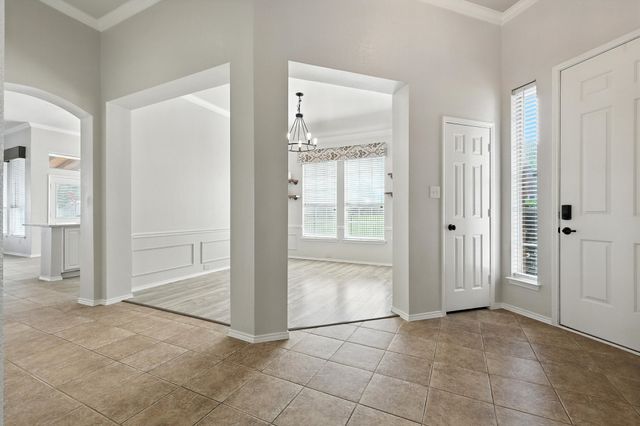 8909 Edinburgh Lane, Rowlett, TX 75089