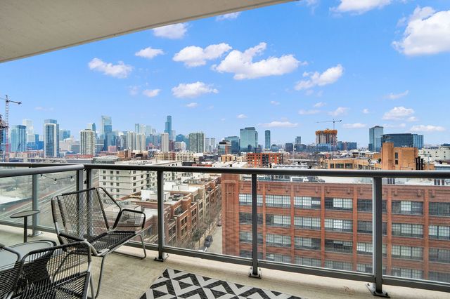 910 W HURON Street 1010, Chicago, IL 60642