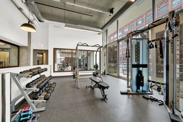 910 W HURON Street 1010, Chicago, IL 60642