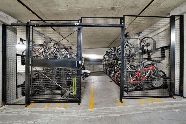 910 W HURON Street 1010, Chicago, IL 60642