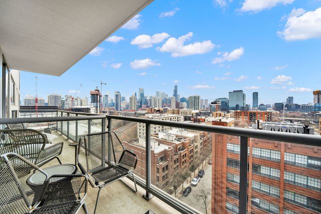 910 W HURON Street 1010, Chicago, IL 60642