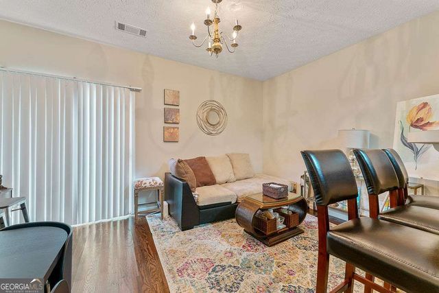 1343 Penhurst Drive, Lawrenceville, GA 30043