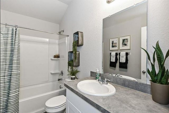 14802 Calderon Drive, Conroe, TX 77316