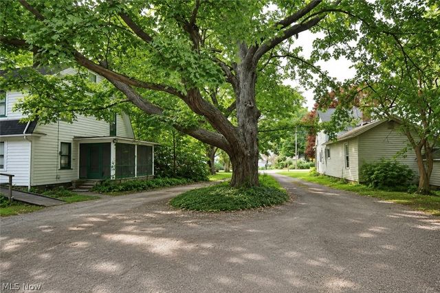 9030 Lake Shore Boulevard, Mentor, OH 44060