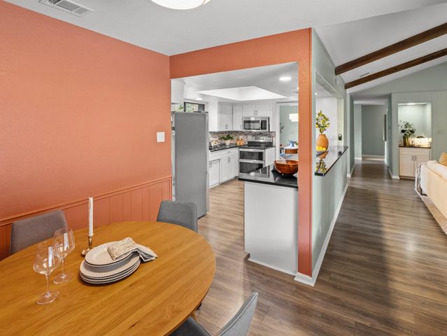 8809 Collingwood DR, Austin, TX 78748