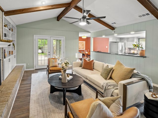 8809 Collingwood DR, Austin, TX 78748