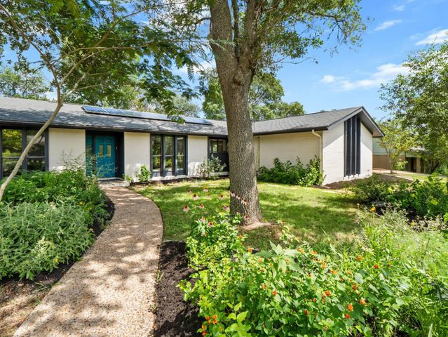 8809 Collingwood DR, Austin, TX 78748