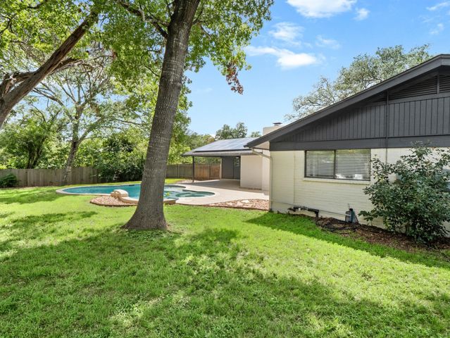 8809 Collingwood DR, Austin, TX 78748