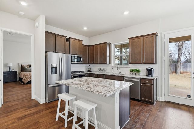 315 Faith Drive, Euless, TX 76039