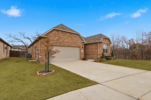 315 Faith Drive, Euless, TX 76039