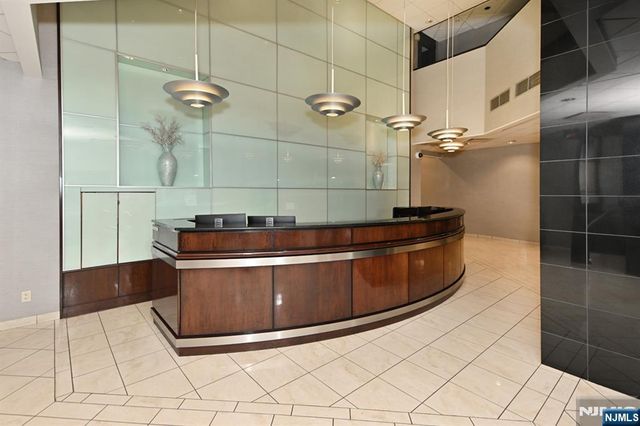 7004 Boulevard East 1B, Guttenberg, NJ 07093