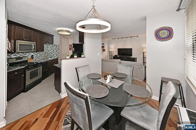 7004 Boulevard East 1B, Guttenberg, NJ 07093