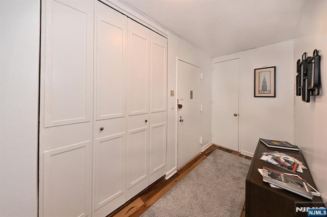 7004 Boulevard East 1B, Guttenberg, NJ 07093