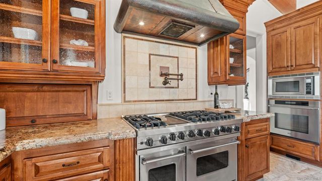 5465 El Cielito, Rancho Santa Fe, CA 92067