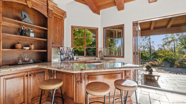 5465 El Cielito, Rancho Santa Fe, CA 92067