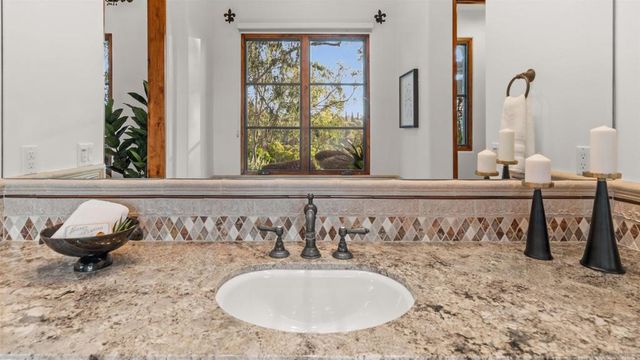 5465 El Cielito, Rancho Santa Fe, CA 92067