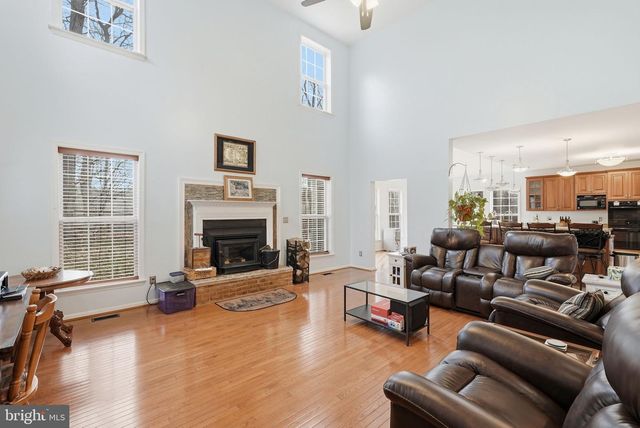 15049 RUMSON PL, Manassas, VA 20111