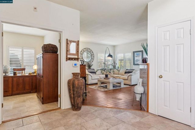5541 Lanai Court, Discovery Bay, CA 94505