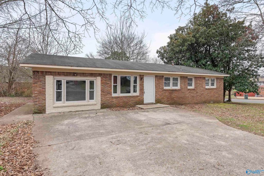 4813 Joy Drive, Huntsville, AL 35810